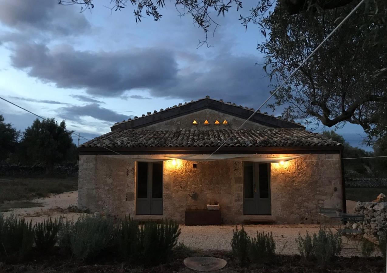 Casa Farfaglia Pensionat Noto Exteriör bild